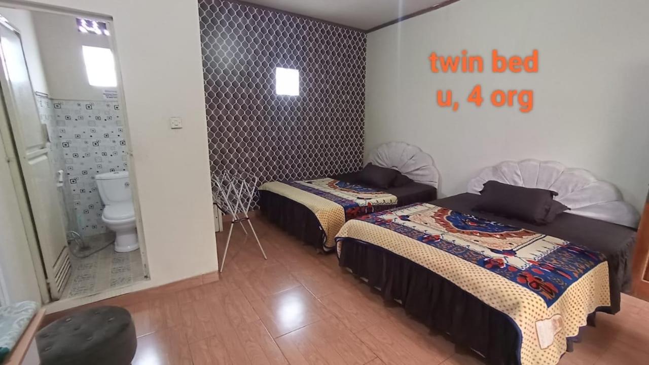 ホテル Dieng Ghuzy House Syariah Twin Bed Diyeng エクステリア 写真